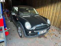 Schwarz Gebraucht 2002 Mini ONE Kleinwagen | 1.850 € (Fairer Preis)