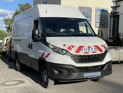 Weiß Gebraucht 2021 Iveco Daily Limousine | 23.950 € (Superpreis)