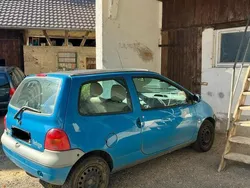 Blau Gebraucht 2003 Renault Twingo Kleinwagen | 700 €