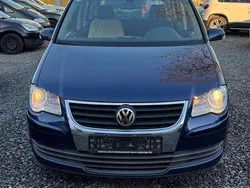 Blau Gebraucht 2007 VW Touran Trendline Van / Kleinbus | 1.650 €