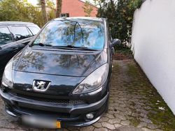 Schwarz Gebraucht 2004 Peugeot 1007 Kleinwagen | 1.500 €