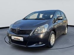 Grau Gebraucht 2012 Toyota Verso Edition Van / Kleinbus | 4.690 € (Guter Preis)