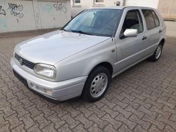 Silber Gebraucht 1997 VW Golf III Limousine | 2.500 € (Superpreis)