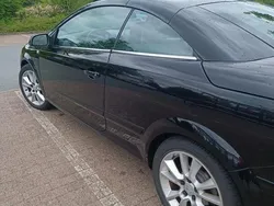 Schwarz Gebraucht 2007 Opel Astra Cabriolet Cabrio | 4.599 € (Teuer)