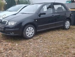 Schwarz Gebraucht 2005 Skoda Fabia Sport Limousine | 1.700 € (Fairer Preis)