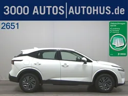 Weiß Gebraucht 2023 Nissan Qashqai Acenta SUV | 18.480 € (Fairer Preis)