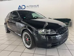 Schwarz Gebraucht 2015 Audi A3 S-Line Limousine | 7.490 €