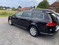 Schwarz Gebraucht 2014 VW Passat Comfortline Kombi | 9.800 € (Etwas zu teuer)