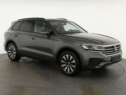 Silizium grau metallic Neu 2025 VW Touareg SUV | 63.595 € (Superpreis)