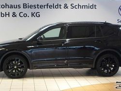 Schwarz Gebraucht 2024 VW Tiguan Allspace R-line SUV | 56.990 €