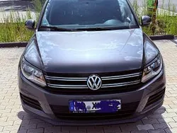 Grau Gebraucht 2014 VW Tiguan Trendline SUV | 8.650 € (Guter Preis)