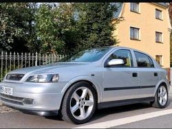 Silber Gebraucht 2001 Opel Astra Limousine | 1.250 € (Fairer Preis)