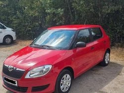 Rot Gebraucht 2013 Skoda Fabia Active Kleinwagen | 5.000 € (Etwas zu teuer)