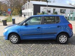 Raceblau metallic Gebraucht 2016 Skoda Fabia Cool Edition Kleinwagen | 5.750 € (Guter Preis)