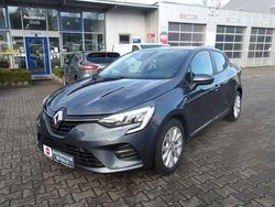 Grau Gebraucht 2020 Renault Clio V Experience Kleinwagen | 13.991 € (Fairer Preis)