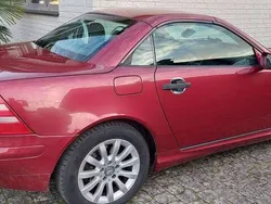 Rot Gebraucht 1999 Mercedes SLK200 Cabrio | 6.500 € (Etwas zu teuer)