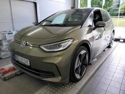 Beige Gebraucht 2023 VW ID.3 Pro Kleinwagen | 47.595 €