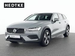 Andere Gebraucht 2023 Volvo V60 Kombi | 44.550 € (Teuer)