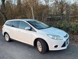 Weiß Gebraucht 2013 Ford Focus Trend Kombi | 3.450 € (Guter Preis)