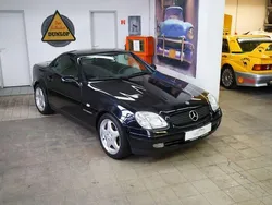 Schwarz Gebraucht 1999 Mercedes SLK230 AMG Cabrio | 19.990 €