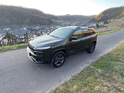 Grün Gebraucht 2017 Jeep Cherokee SUV | 19.900 € (Etwas zu teuer)