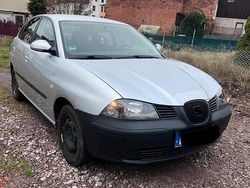 Silber Gebraucht 2005 Seat Leon Kleinwagen | 2.500 € (Teuer)