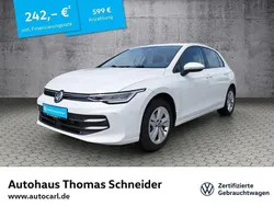 Weiß Gebraucht 2024 VW Golf VIII Life Limousine | 23.780 € (Guter Preis)