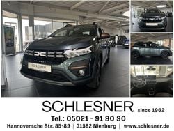 Zedergrün Gebraucht 2024 Dacia Sandero Extreme Kleinwagen | 18.490 € (Etwas zu teuer)