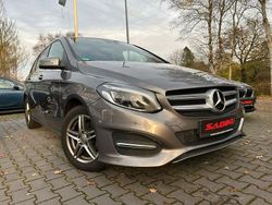 Grau Gebraucht 2015 Mercedes 180 Limousine | 8.950 € (Guter Preis)