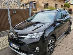 Schwarz Gebraucht 2016 Toyota RAV4 SUV | 19.900 € (Fairer Preis)