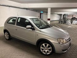 Grau Gebraucht 2005 Opel Corsa Limousine | 550 € (Superpreis)