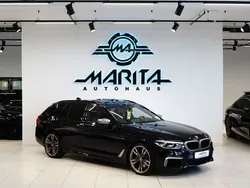 Carbonschwarz metallic Gebraucht 2020 BMW 550 M Sport Kombi | 42.999 € (Fairer Preis)