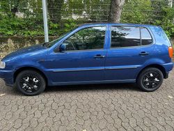 Blau Gebraucht 1998 VW Polo Kleinwagen | 1.200 € (Fairer Preis)