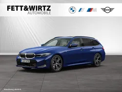 Portimao blau metallic Gebraucht 2024 BMW 330e M Sport Kombi | 49.799 € (Etwas zu teuer)