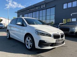 Weiß Gebraucht 2018 BMW 218 Active Tourer Van / Kleinbus | 8.199 € (Guter Preis)