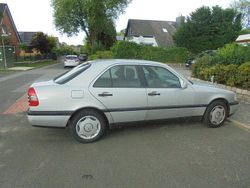Silber Gebraucht 1996 Mercedes C180 Classic Limousine | 2.800 € (Guter Preis)