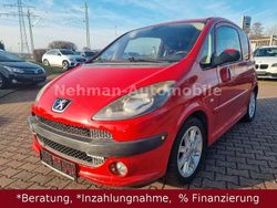 Rot Gebraucht 2005 Peugeot 1007 Premium Van / Kleinbus | 990 € (Superpreis)
