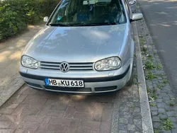 Silber Gebraucht 2000 VW Golf IV Basis Limousine | 1.800 € (Fairer Preis)