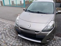 Braun Gebraucht 2011 Renault Clio GrandTour Kombi | 4.000 €