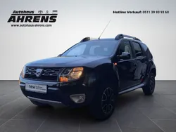 Perlmuttschwarz metallic (metallic) Gebraucht 2017 Dacia Duster Black Shadow SUV | 12.490 € (Etwas zu teuer)