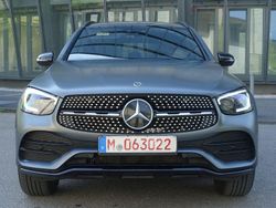 Grau Gebraucht 2021 Mercedes GLC300e AMG SUV | 34.999 € (Fairer Preis)