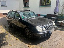 Schwarz Gebraucht 2005 Mercedes E320 Avantgarde Kombi | 4.890 € (Guter Preis)