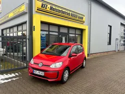 Rot Gebraucht 2018 VW up! Move Kleinwagen | 7.250 € (Teuer)