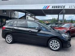 Schwarz Gebraucht 2022 BMW 220 Gran Tourer Van / Kleinbus | 23.900 € (Guter Preis)