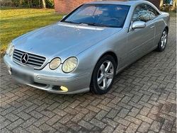 Silber Gebraucht 2009 Mercedes CL500 Coupé | 3.800 €