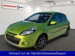 Grün Gebraucht 2009 Renault Clio III Dynamique Limousine | 5.499 € (Fairer Preis)
