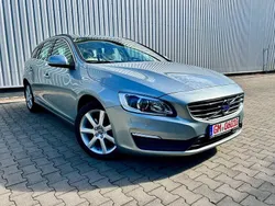 Silber Gebraucht 2018 Volvo V60 Kombi | 20.999 € (Superpreis)