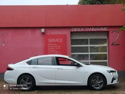 Weiß Gebraucht 2020 Opel Insignia Elegance Limousine | 13.500 € (Superpreis)