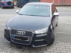 Schwarz Gebraucht 2011 Audi A1 Ambition Kleinwagen | 6.500 € (Fairer Preis)