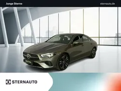 Lack mountaingrau Gebraucht 2024 Mercedes CLA180 Progressive Limousine | 30.980 € (Fairer Preis)